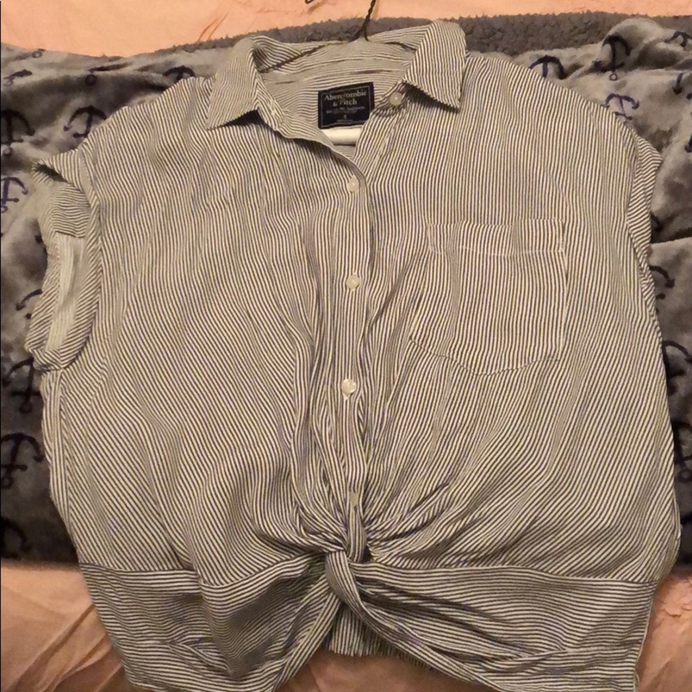 Abercrombie button down blouse